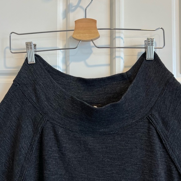 Free People Off The Shoulder Sweater - Picture 5 of 7